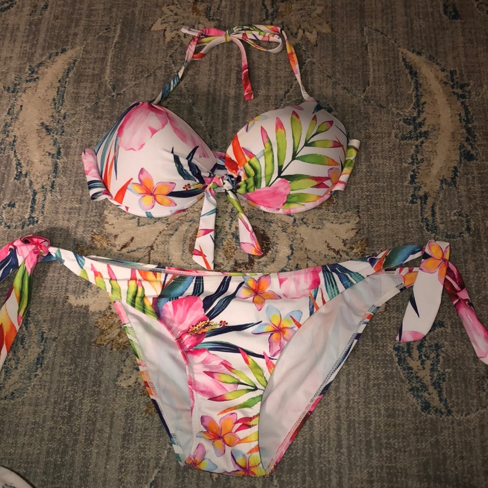 Swimsuit Set